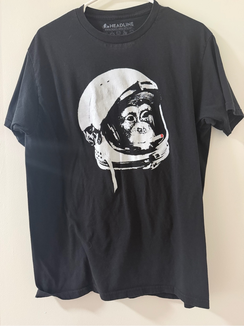 Headline Men's Black Graphic Tee with Astronaut Ape Print